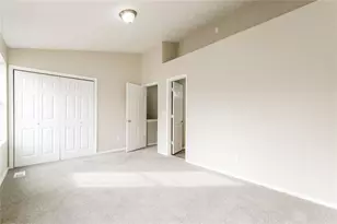 5713 Wells Cir, Stone Mountain, GA 30087 - Photo 9