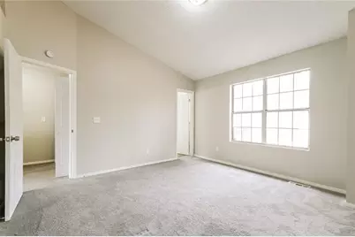 5713 Wells Circle, Stone Mountain, GA 30087 - Photo 5