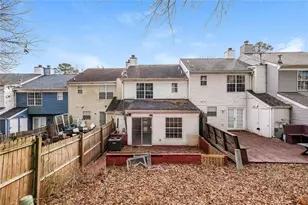 5713 Wells Cir, Stone Mountain, GA 30087 - Photo 15