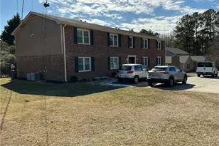 2604 Dorian Dr, Snellville, GA 30078 - Photo 3
