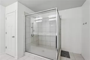 1400 Sugar Glen Ct, Lawrenceville, GA 30044 - Photo 29