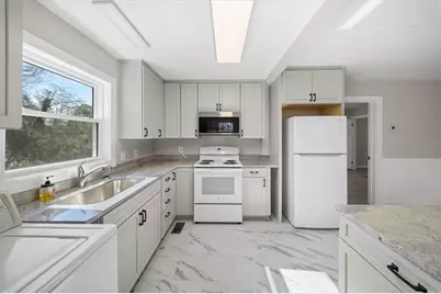 2997 Longmeadow Drive, Scottdale, GA 30079 - Photo 19