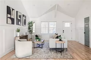 365 S Bend Ave SE, Atlanta, GA 30315 - Photo 5