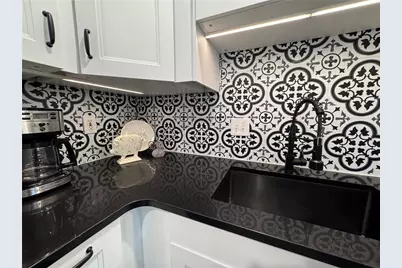 3412 Essex Avenue #111, Atlanta, GA 30339 - Photo 7