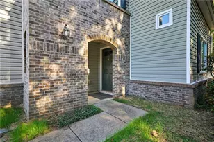 279 Hiawassee Dr, Woodstock, GA 30188 - Photo 5