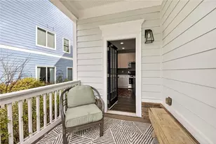 1533 Gilstrap Ln NW, Atlanta, GA 30318 - Photo 11