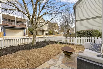 1533 Gilstrap Lane NW, Atlanta, GA 30318 - Photo 17