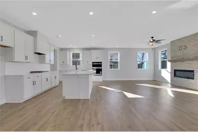 742 Crossroad Court SW, Powder Springs, GA 30127 - Photo 5