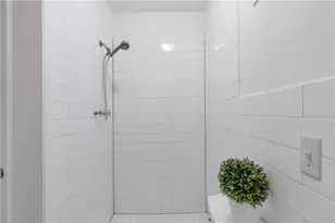 2098 Trailmark Dr, Decatur, GA 30033 - Photo 19