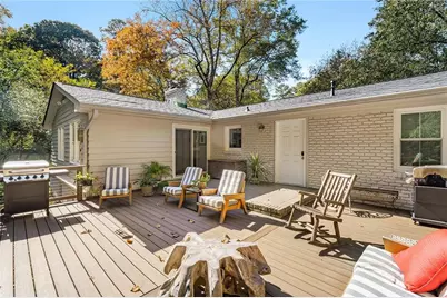 6555 Wright Road NE, Sandy Springs, GA 30328 - Photo 29