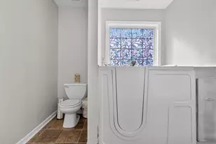 1280 Martin Chapel Ln, Lawrenceville, GA 30045 - Photo 25