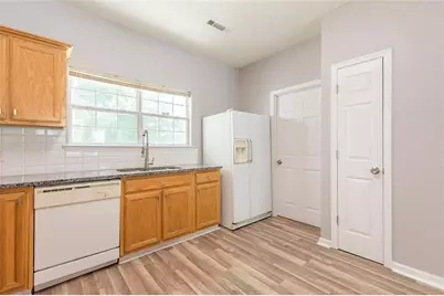 6708 Sunset Hills Boulevard, Rex, GA 30273 - Photo 7