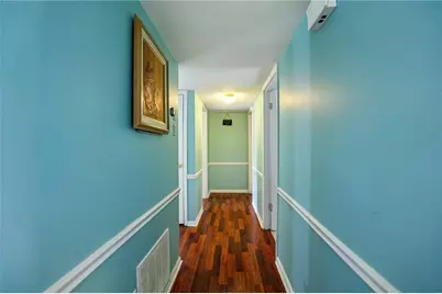 5544 Kingsport Drive NE #25, Atlanta, GA 30342 - Photo 13