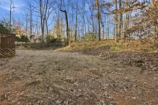 1856 W Elmwood Dr, Acworth, GA 30102 - Photo 37