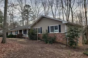 3740 Clubland Dr, Marietta, GA 30068 - Photo 1