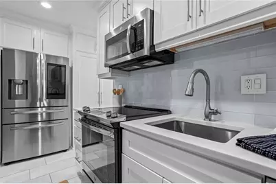 30 5th Street NW #702, Atlanta, GA 30308 - Photo 3