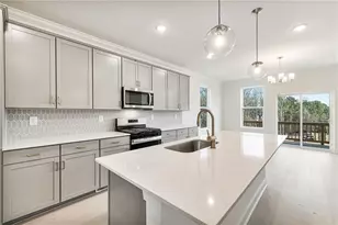 644 Oakleaf Grove Ln, Sugar Hill, GA 30518 - Photo 13