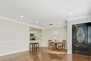 186 W Lake Dr NW, Atlanta, GA 30314 - Photo 7