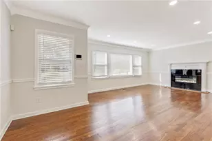 186 W Lake Dr NW, Atlanta, GA 30314 - Photo 9