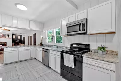 8 S Hughes Street SW, Rome, GA 30165 - Photo 7