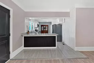 8 S Hughes Street SW, Rome, GA 30165 - Photo 11