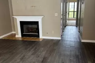 4362 Thunder Fork Dr, Stone Mountain, GA 30083 - Photo 3