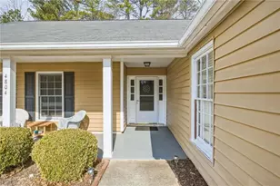 4804 Augustus Ct, Woodstock, GA 30188 - Photo 3