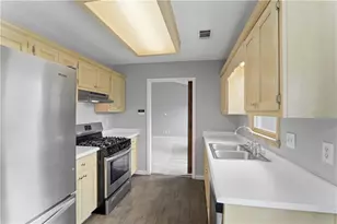 772 Shoal Cir, Lawrenceville, GA 30046 - Photo 15