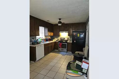 3542 N Hopkins Court, Powder Springs, GA 30127 - Photo 9