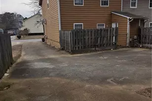 3542 N Hopkins Ct, Powder Springs, GA 30127 - Photo 17