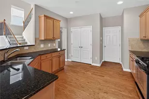 539 Hillside Trail, Woodstock, GA 30188 - Photo 13