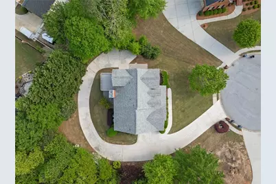 711 Wilhaven Court, Loganville, GA 30052 - Photo 3