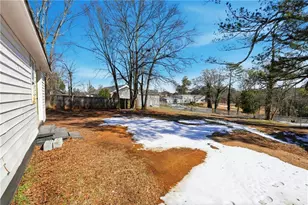 34 Wade St, Winder, GA 30680 - Photo 21