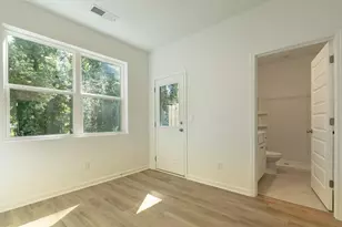 1322 Lakota Pl, Atlanta, GA 30315 - Photo 9