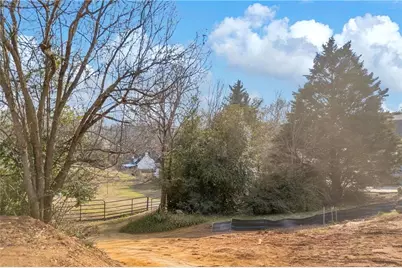 76 W Moreno Street, Buford, GA 30518 - Photo 13