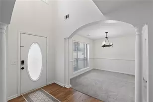 5546 Hurstcliffe Dr, Kennesaw, GA 30152 - Photo 5