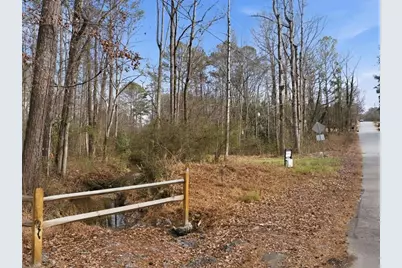 2361 Hembree Drive, Marietta, GA 30062 - Photo 3