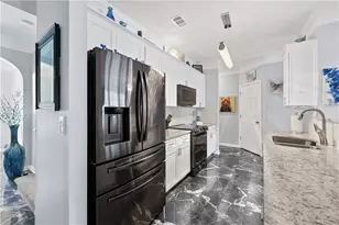 928 Pierce Ivy Ct, Lawrenceville, GA 30043 - Photo 9