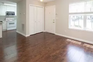 1199 Riverside Terrace, Gainesville, GA 30501 - Photo 9