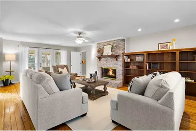 3011 Castleton Way, Marietta, GA 30062 - Photo 3