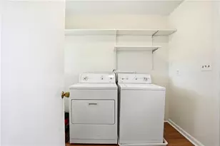 4165 Williamsburg Dr, Atlanta, GA 30337 - Photo 23