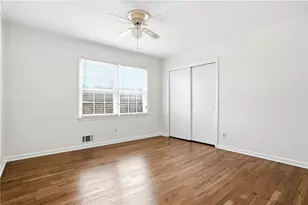 4165 Williamsburg Dr, Atlanta, GA 30337 - Photo 15