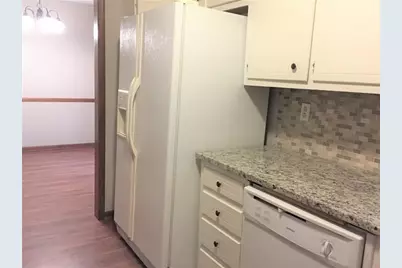 6859 Lakeview Lane, Peachtree Corners, GA 30360 - Photo 7