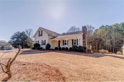 887 Big Springs Road SE, Calhoun, GA 30701 - Photo 1