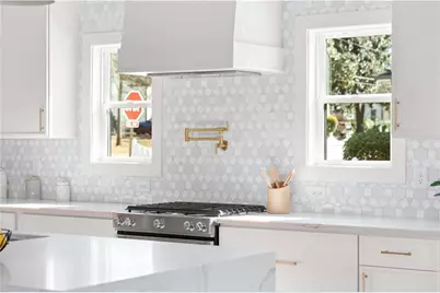 286 Sisson Avenue NE, Atlanta, GA 30317 - Photo 13