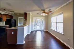 1135 Laurel Cove Dr, Snellville, GA 30078 - Photo 5