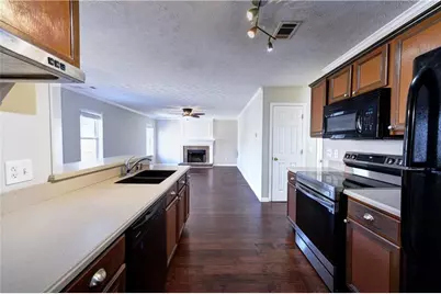 1135 Laurel Cove Drive, Snellville, GA 30078 - Photo 7