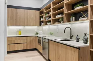 633 Pauley Pl, Sandy Springs, GA 30328 - Photo 13