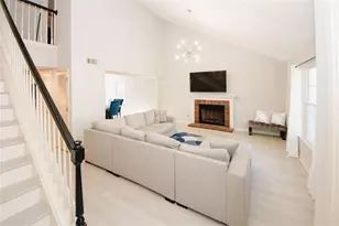 4025 Ivy Run Cir, Duluth, GA 30096 - Photo 3