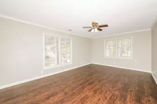 7127 Riverside Dr, Atlanta, GA 30328 - Photo 7